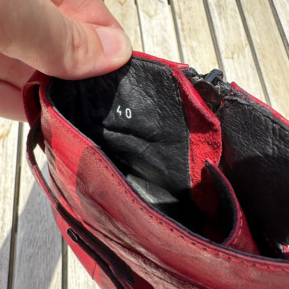 Regard Vintage Red Leather Booties - Picture 7 of 9